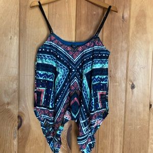 Crop top with flowey lace and beaded straps